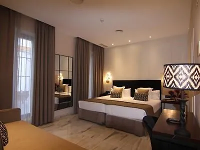 San Gil Hotel 4*