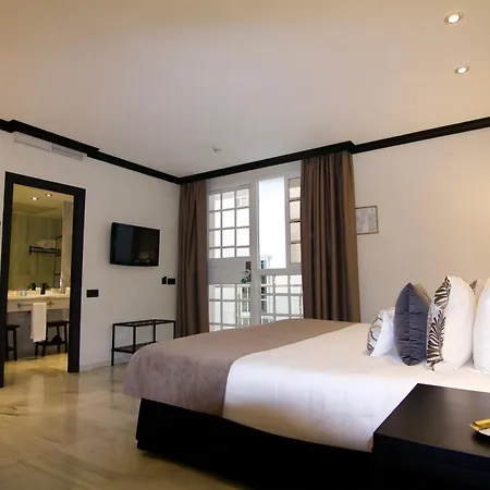 Hotel San Gil 4*